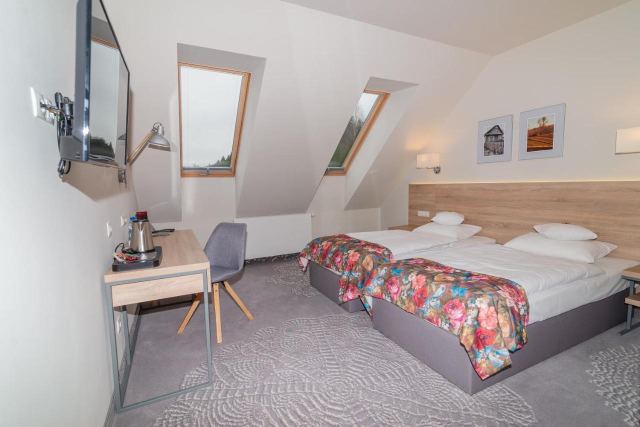 Gosciniec Folwark Nadawki Bed & Breakfast Sienkiewicze ภายนอก รูปภาพ